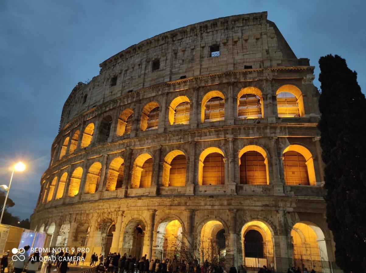 Luminoso Appartamento In Centro Storico Rome Extérieur photo